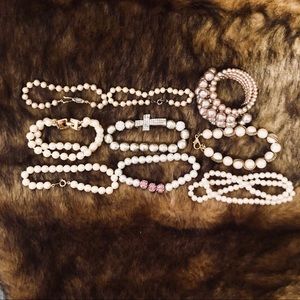 Ten 👑💍pearl bracelets for sale